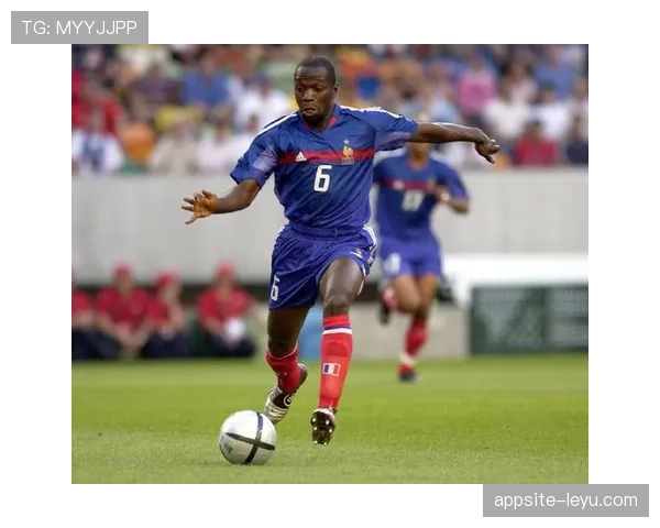 奥德加德中场调度再现大师风范，攻防两端助力球队制胜